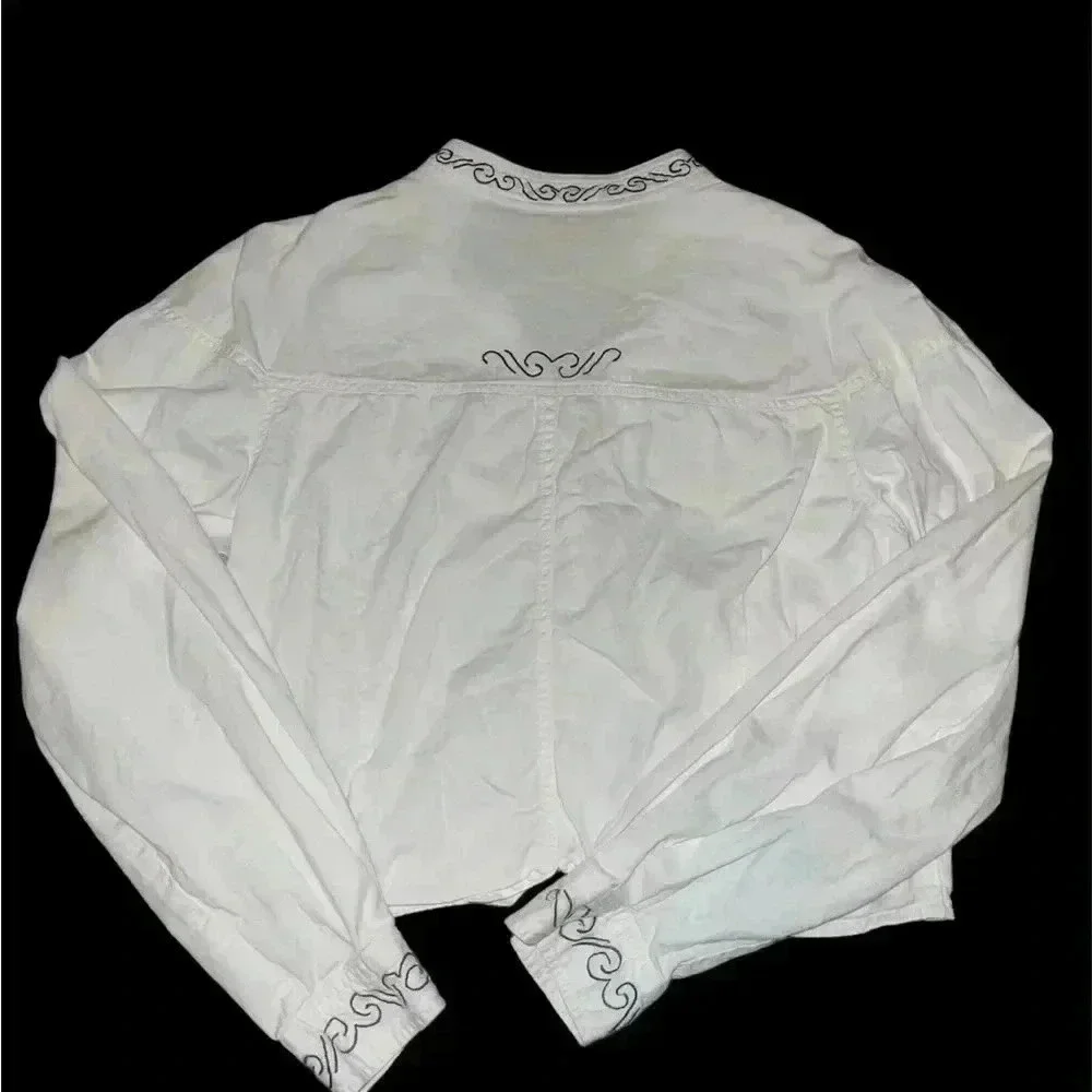 White Embroidered Button Up Crop Top - Picture 5 of 7